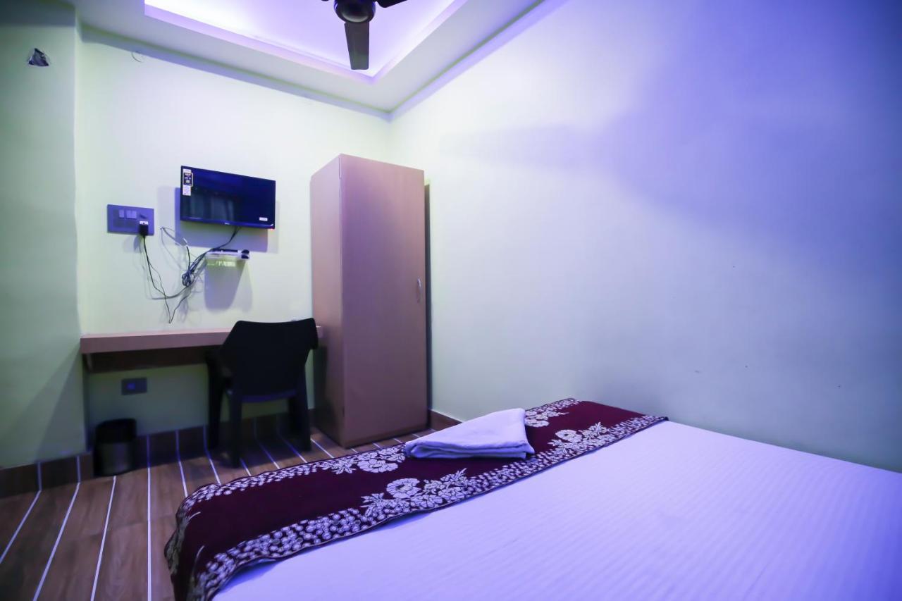 Hotel Hill View Guwahati Exteriör bild
