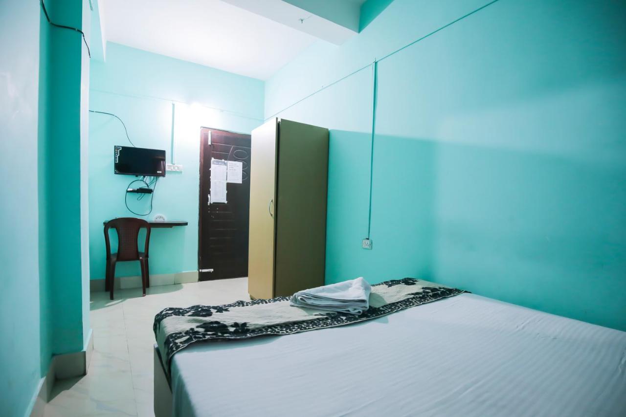 Hotel Hill View Guwahati Exteriör bild
