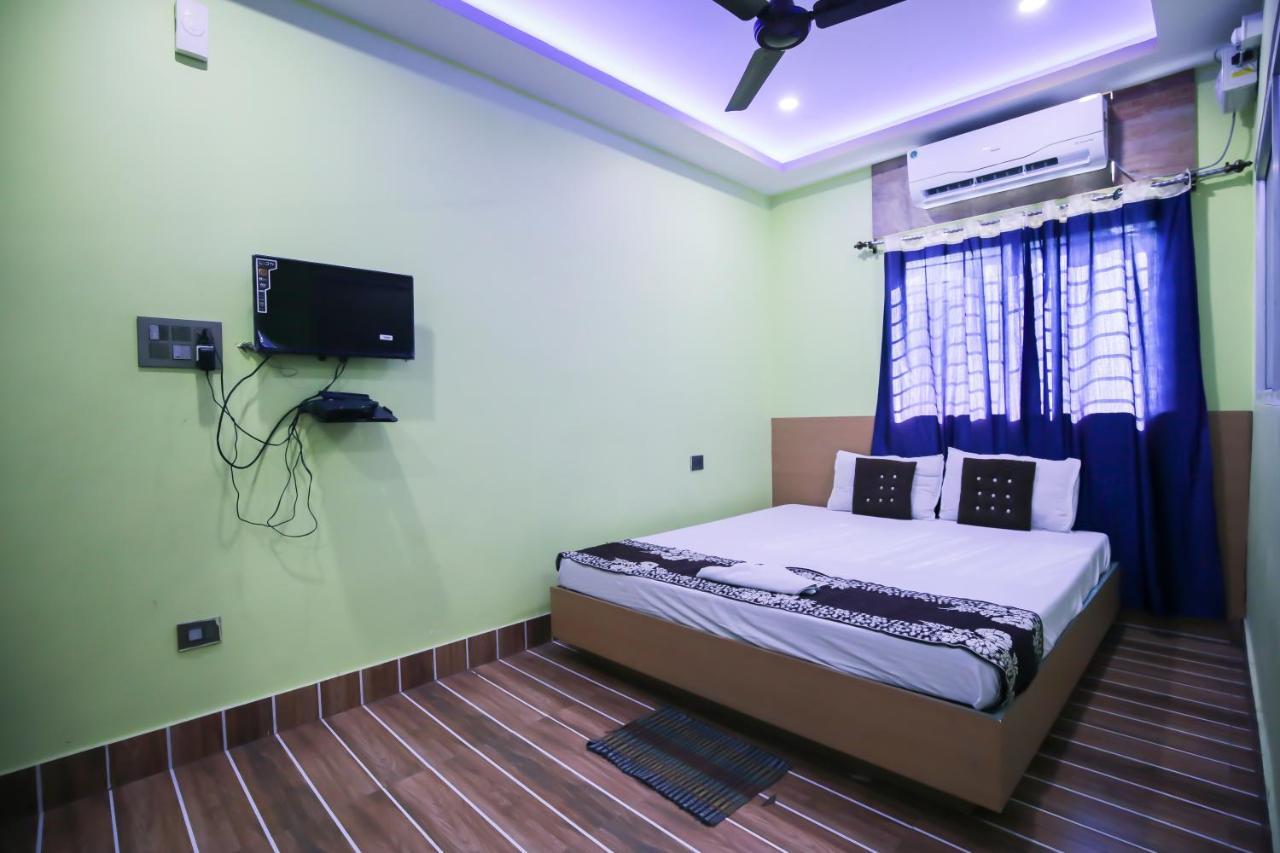 Hotel Hill View Guwahati Exteriör bild